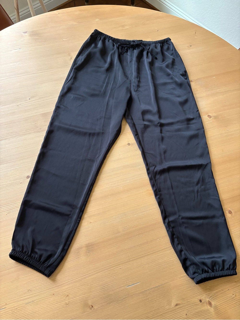 Uniqlo Black Women's Satin Drape Jogger Pants